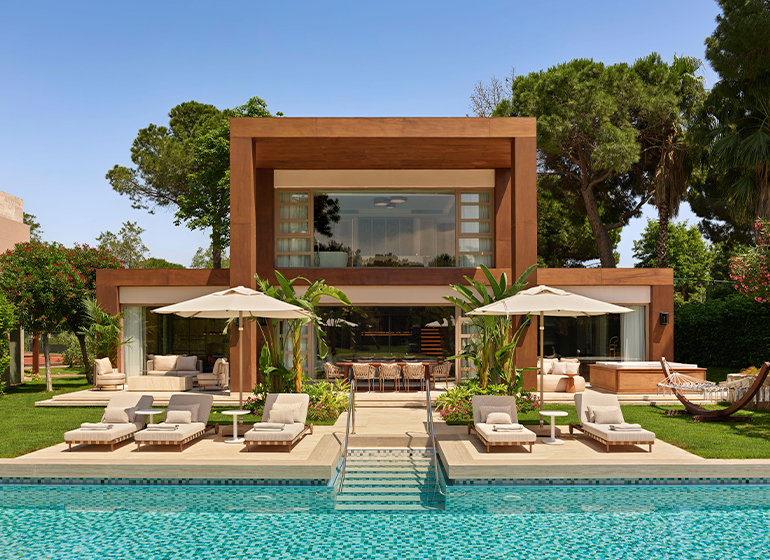 Serenity Villa 770X560 Slider