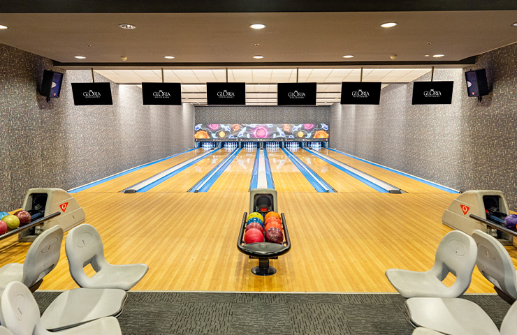 740 X 480 Bowling